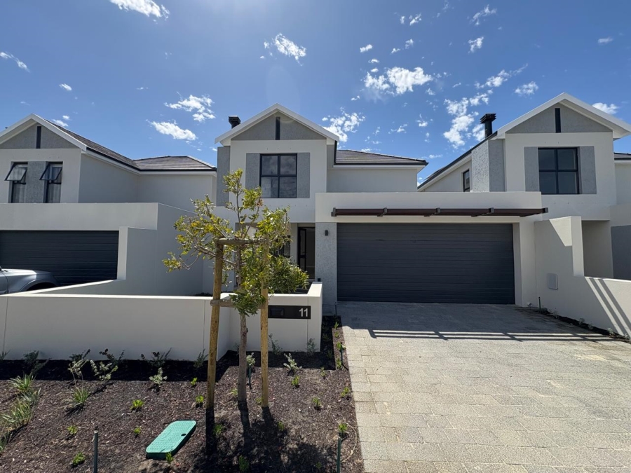 To Let 3 Bedroom Property for Rent in Groot Phesantekraal Estate Western Cape